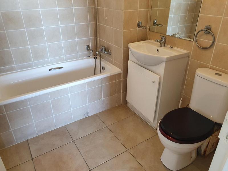 To Let 1 Bedroom Property for Rent in Salt River Western Cape